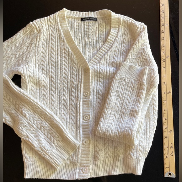 Brandy Melville Elizabeth Cable Knit Cardigan Sweater Cream O/S (small) - Picture 6 of 9